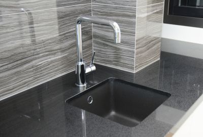 An Undermount Sink Provides a Modern Look!